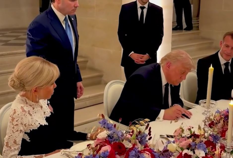 trump nenshkruan marreveshjen