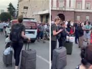 VIDEO/ Protesta masive në ditën e 15-të për rrëzimin e Edi Ramës, turistet i bashkohen qytetarëve para kryeministrisë