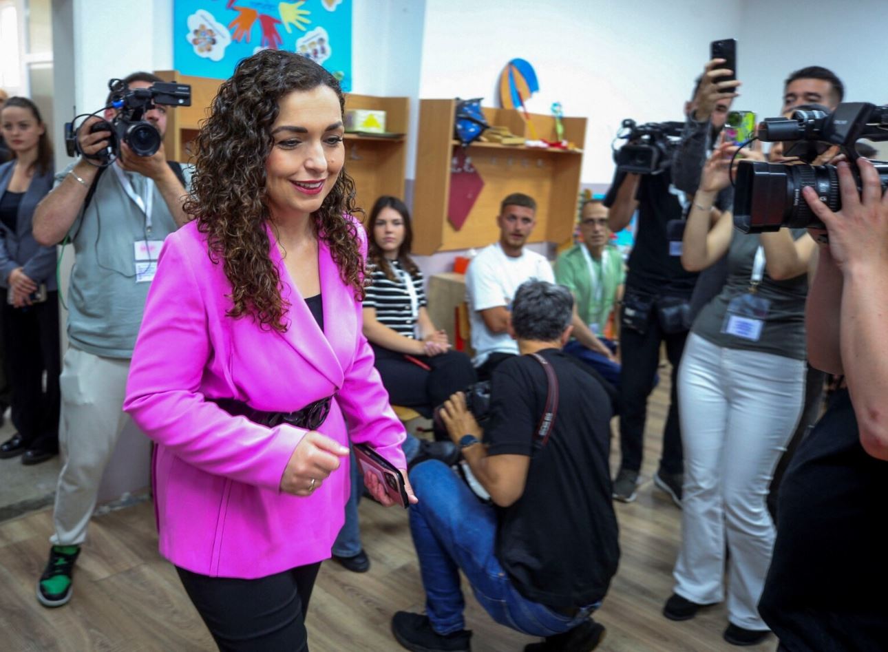 vjosa osmani