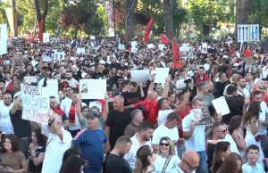 zverneci, protesta