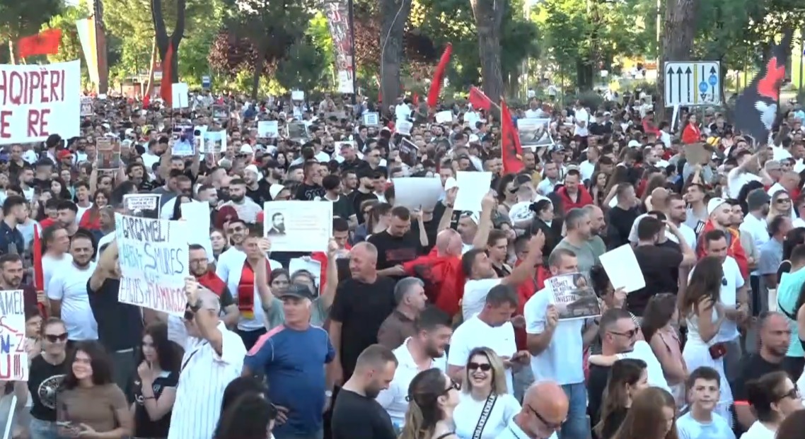 zverneci, protesta