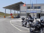 Ishin shpallur në kërkim për vepra të ndryshme penale, kapen tre persona në Qafë Botë dhe Portin e Sarandës