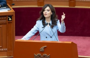 Elisa Spiropali ne Parlament