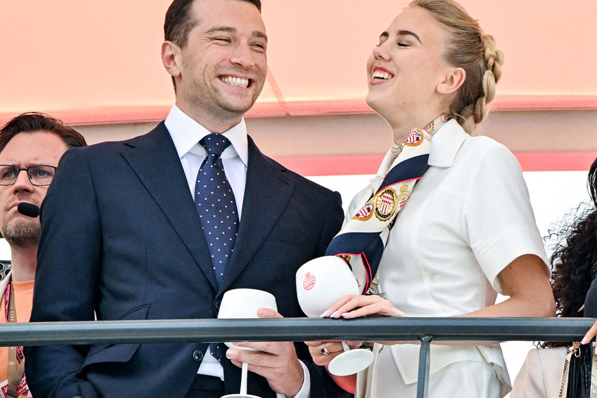 Jordan Bardella avec sa compagne la princesse Maria Carolina de Bourbon-Deux-Siciles en tribunes assistent au Formula 1 Louis Vuitton Grand Prix de Monaco 2026