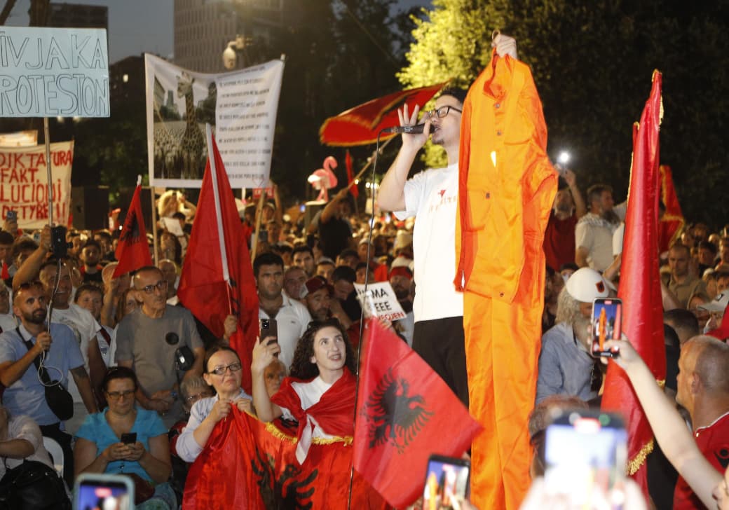 PROTESTA E 35 (3)