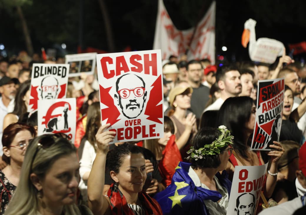 PROTESTA E 35 (5)