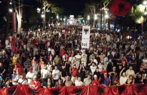bul;evardi plot proteste