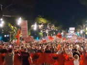 VIDEO/ Mbyllet protesta e 42-të kundër Ramës, aktivistët: 4 mln eurot për koncertin do e çojmë në SPAK! Revoltë sërish para parlamentit më 23 korrik