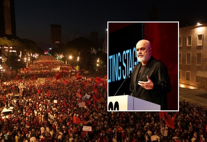edi rama protesta