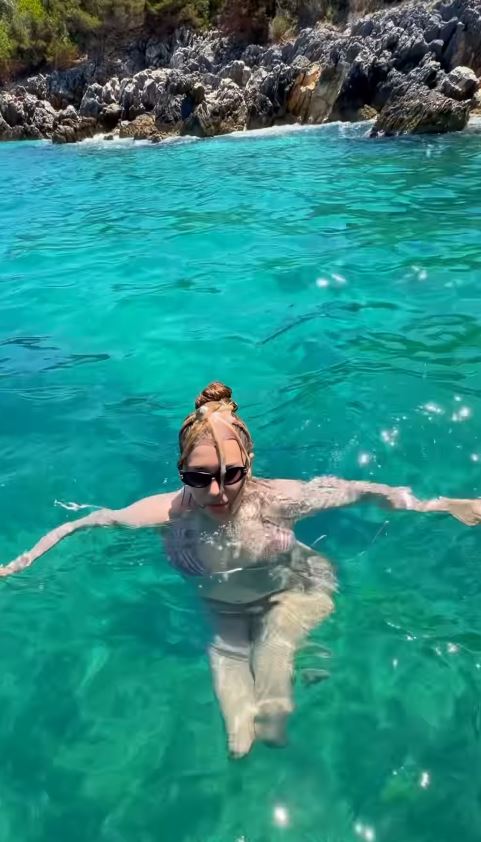 elvana gjata (2)