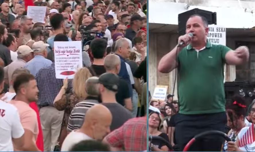 emigranti protestet