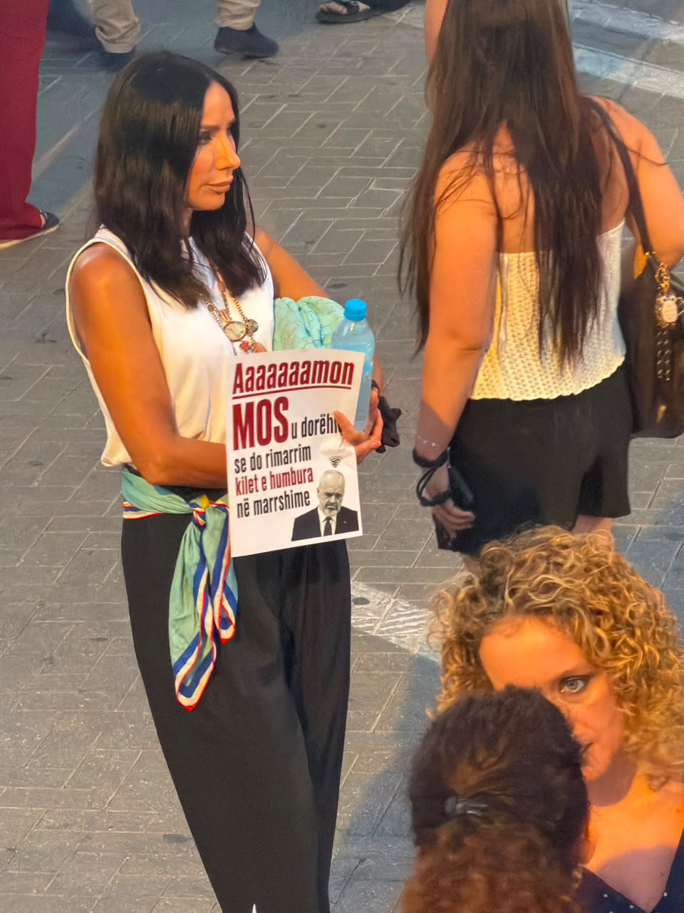 eranda libogova proteste (2)