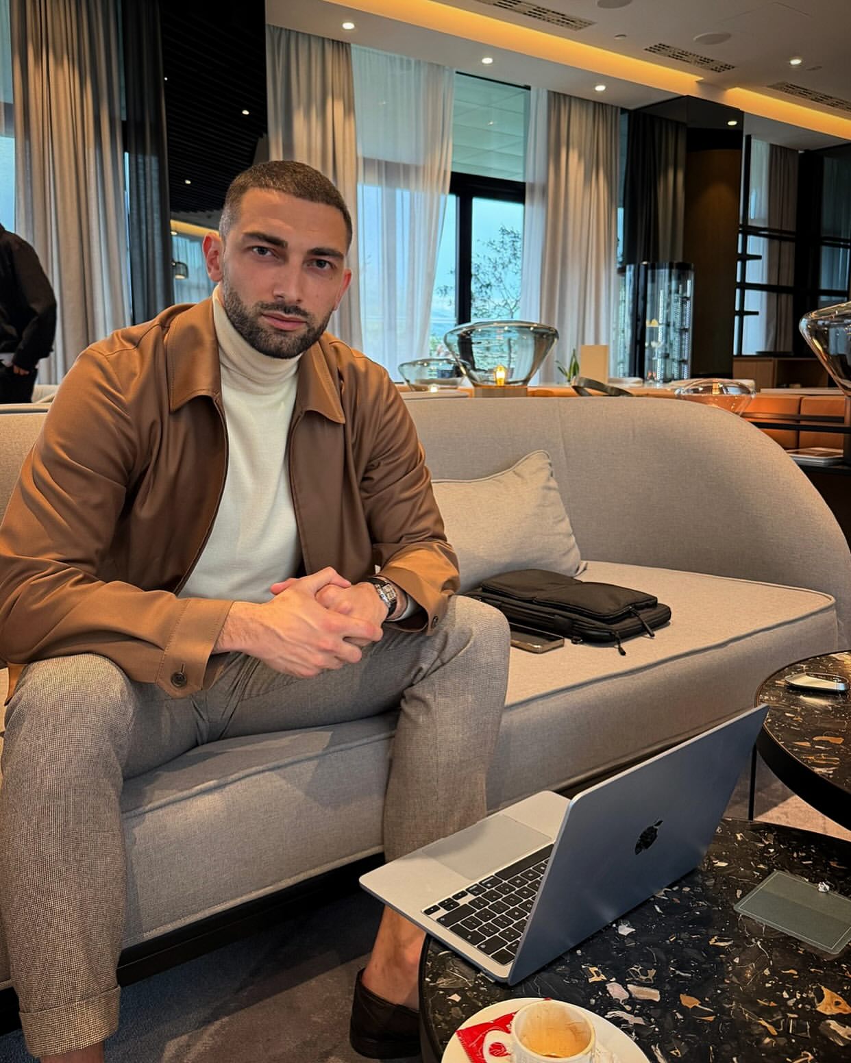 eros grezda (1)