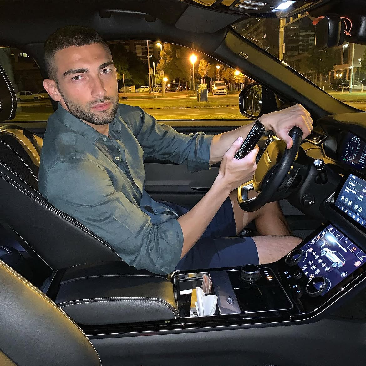 eros grezda (2)