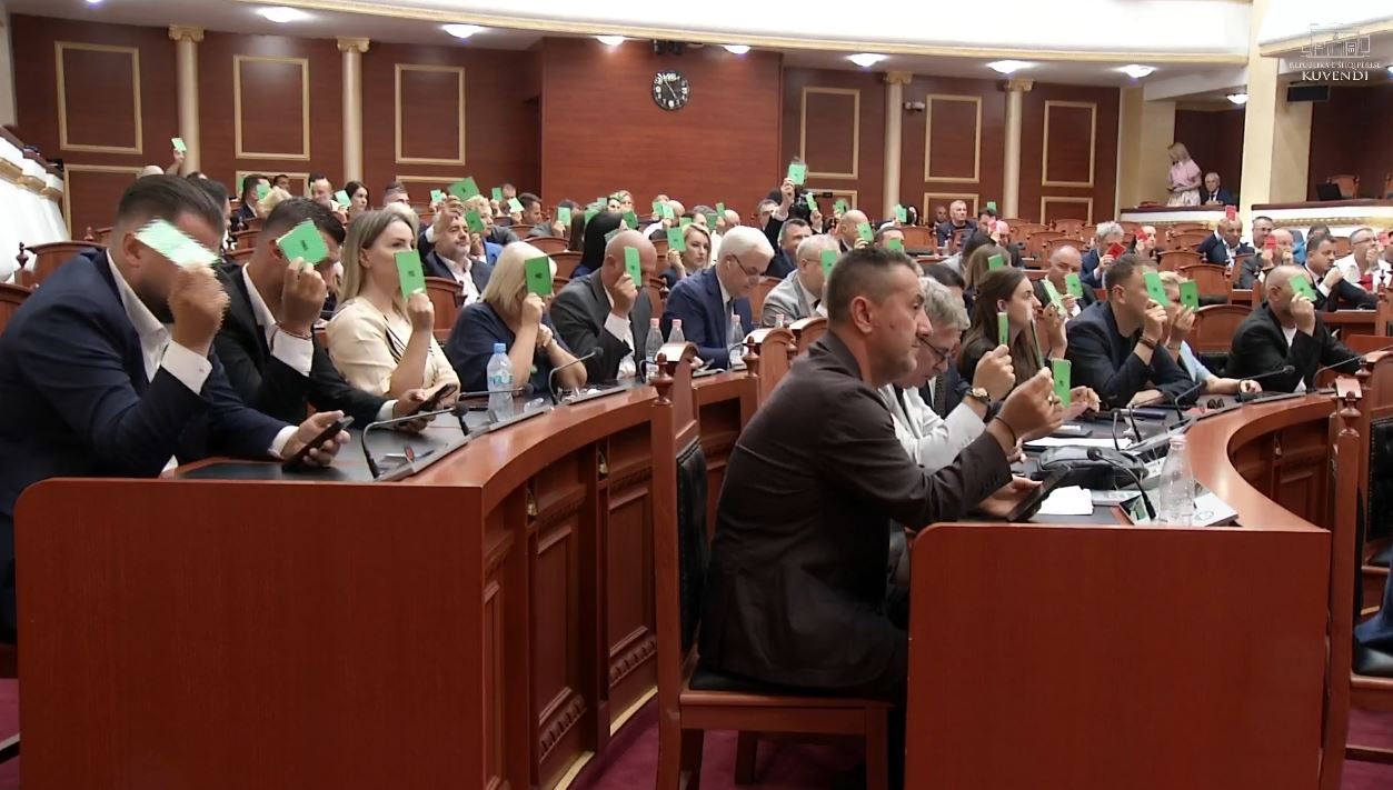 kuvendi1 votimi