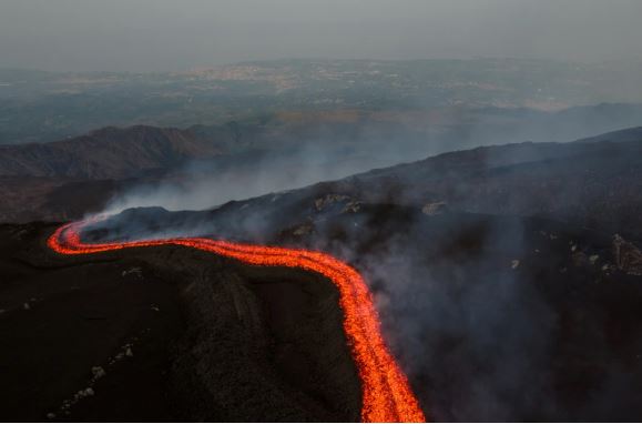 llava etna