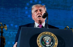 maketa-trump-04