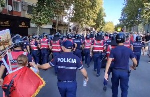 policia ndjek
