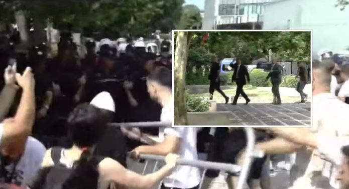 protesta para parlamentit