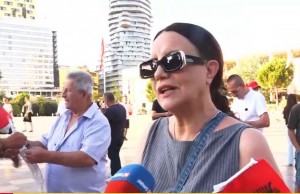 protestuesja
