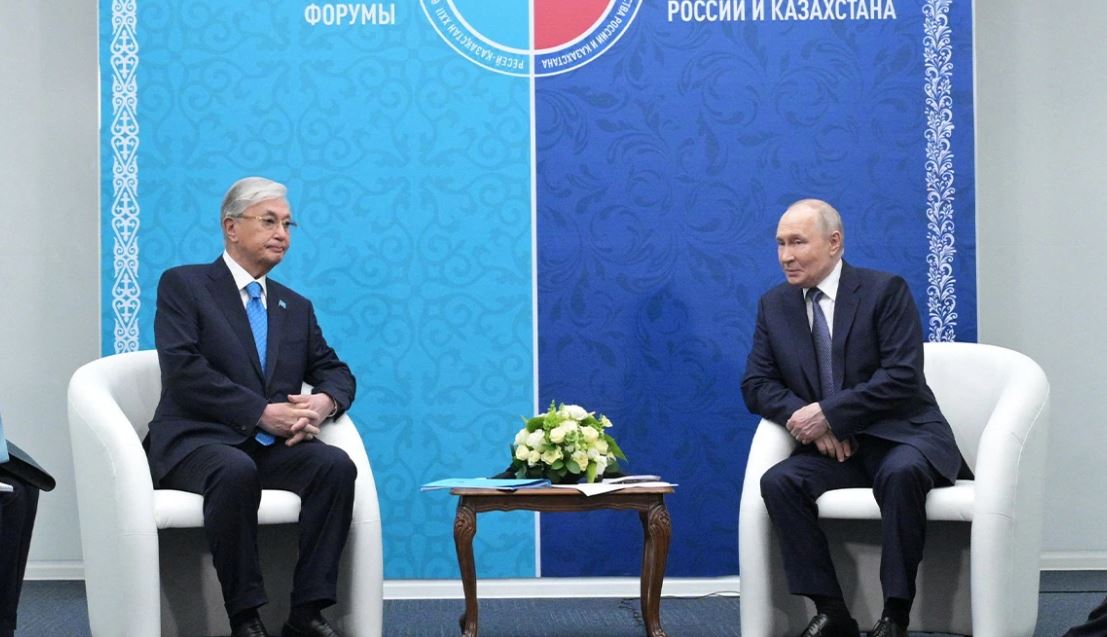 putin dhe presidenti i Kazakistanit