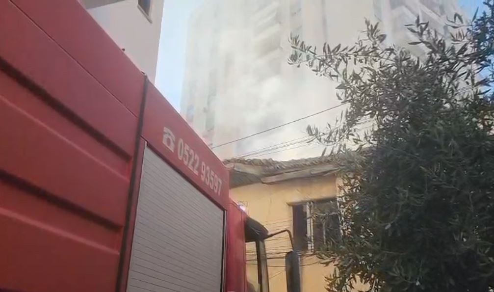 zjarri durres 2