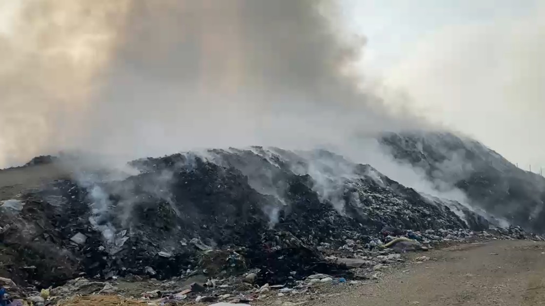 zjarri ne fushen e mbetjeve ne fushe kruje